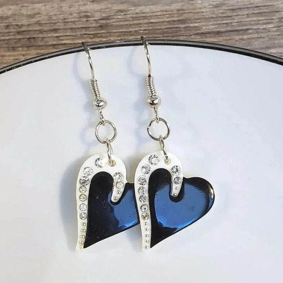 Vintage Y2K White Black Lucite Austrian Crystal Asymmetrical Heart Earrings - Picture 6 of 9